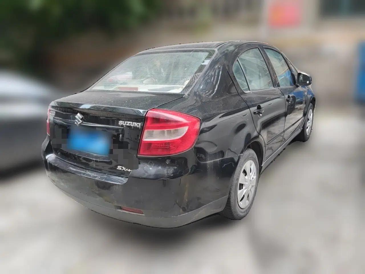 Suzuki SX4 S-Cross 2011 1.6L Manual Comfort Version — миниатюра 6