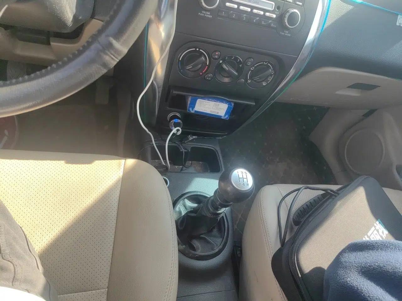 Suzuki SX4 S-Cross 2011 1.6L Manual Comfort Version — миниатюра 15