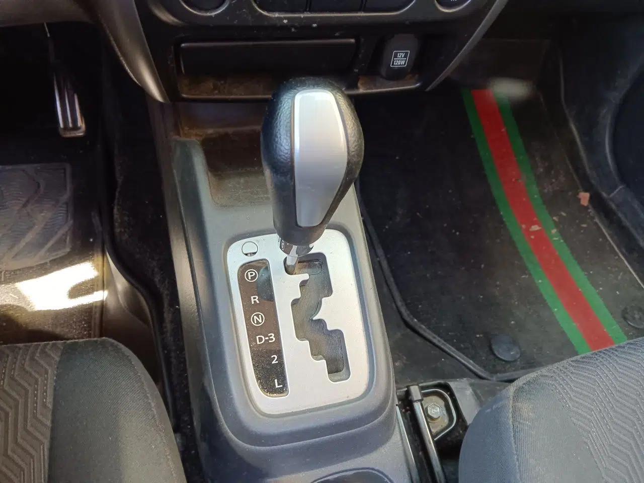 Suzuki Jimny 2012 1.3 AT JLX — миниатюра 15