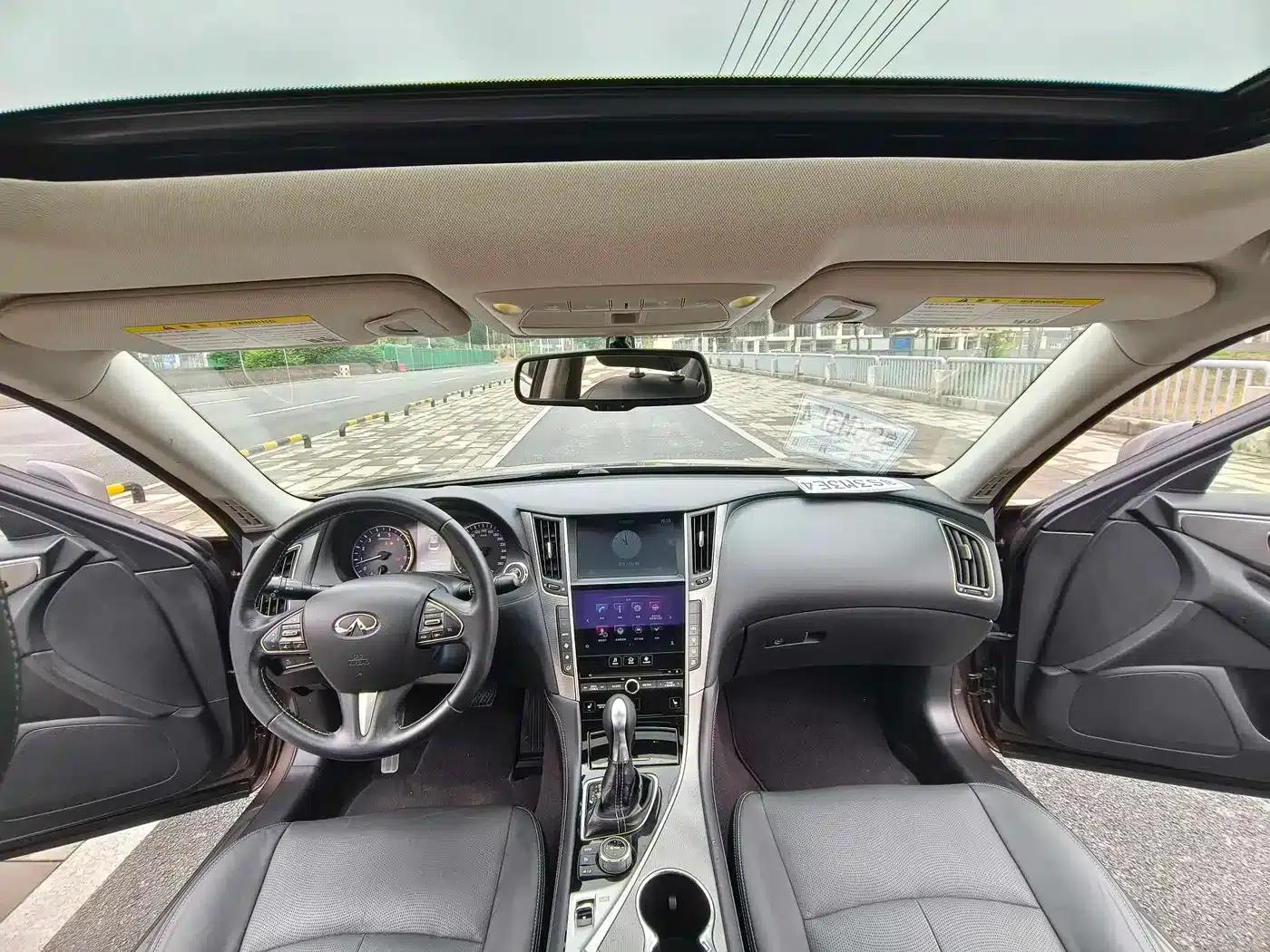 Infiniti Q50 2014 3.7L Comfort Edition — миниатюра 4