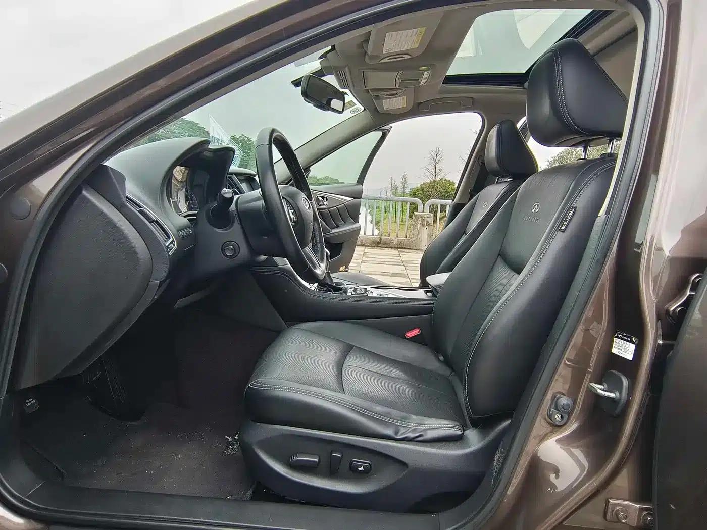 Infiniti Q50 2014 3.7L Comfort Edition — миниатюра 7