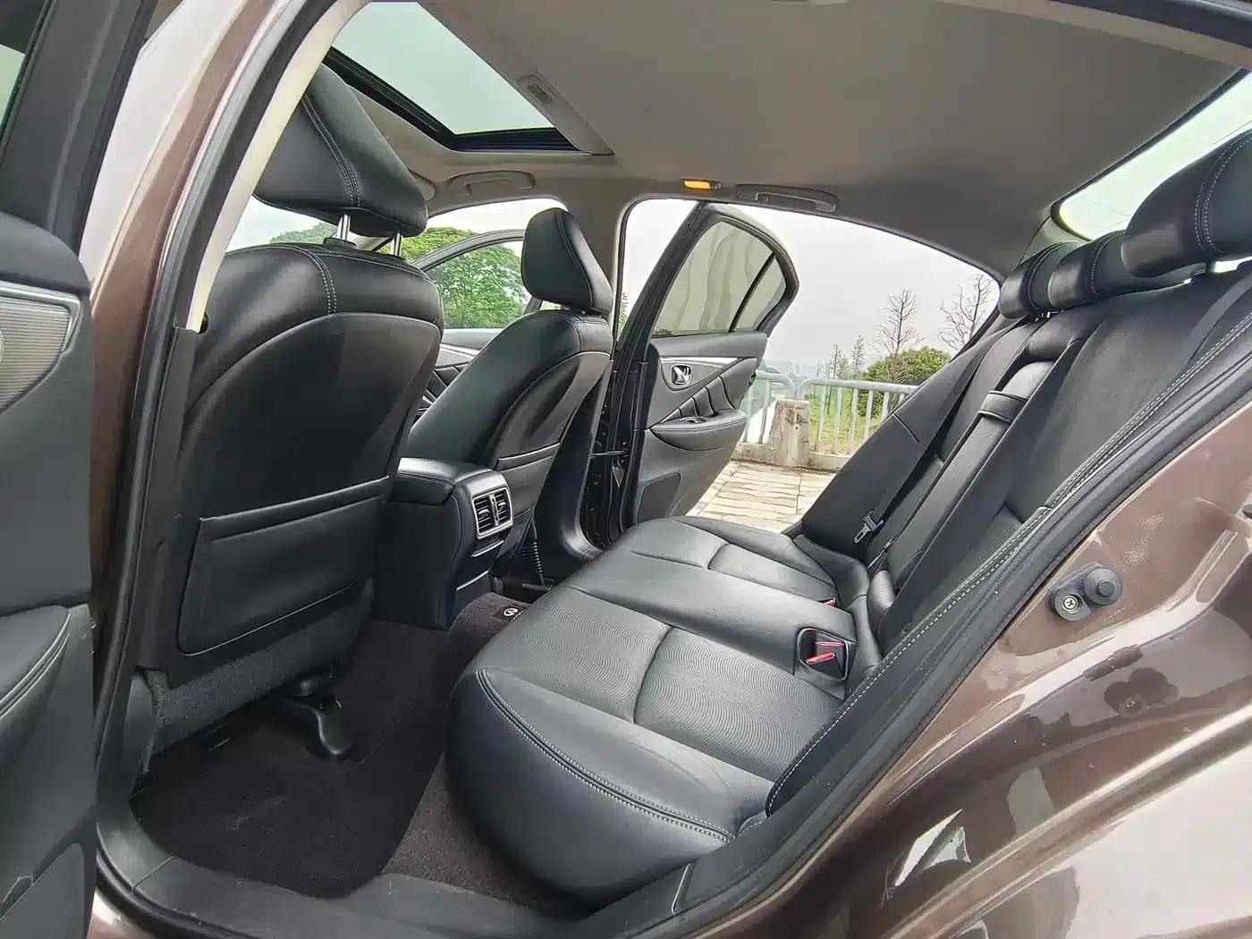 Infiniti Q50 2014 3.7L Comfort Edition — миниатюра 8