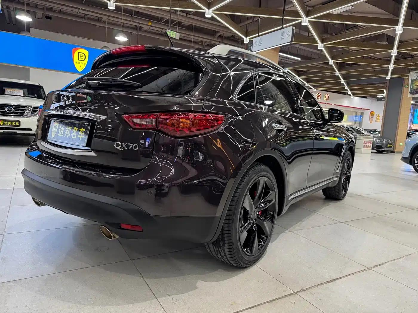 Infiniti QX70 2013 3.7L Super Edition — миниатюра 17