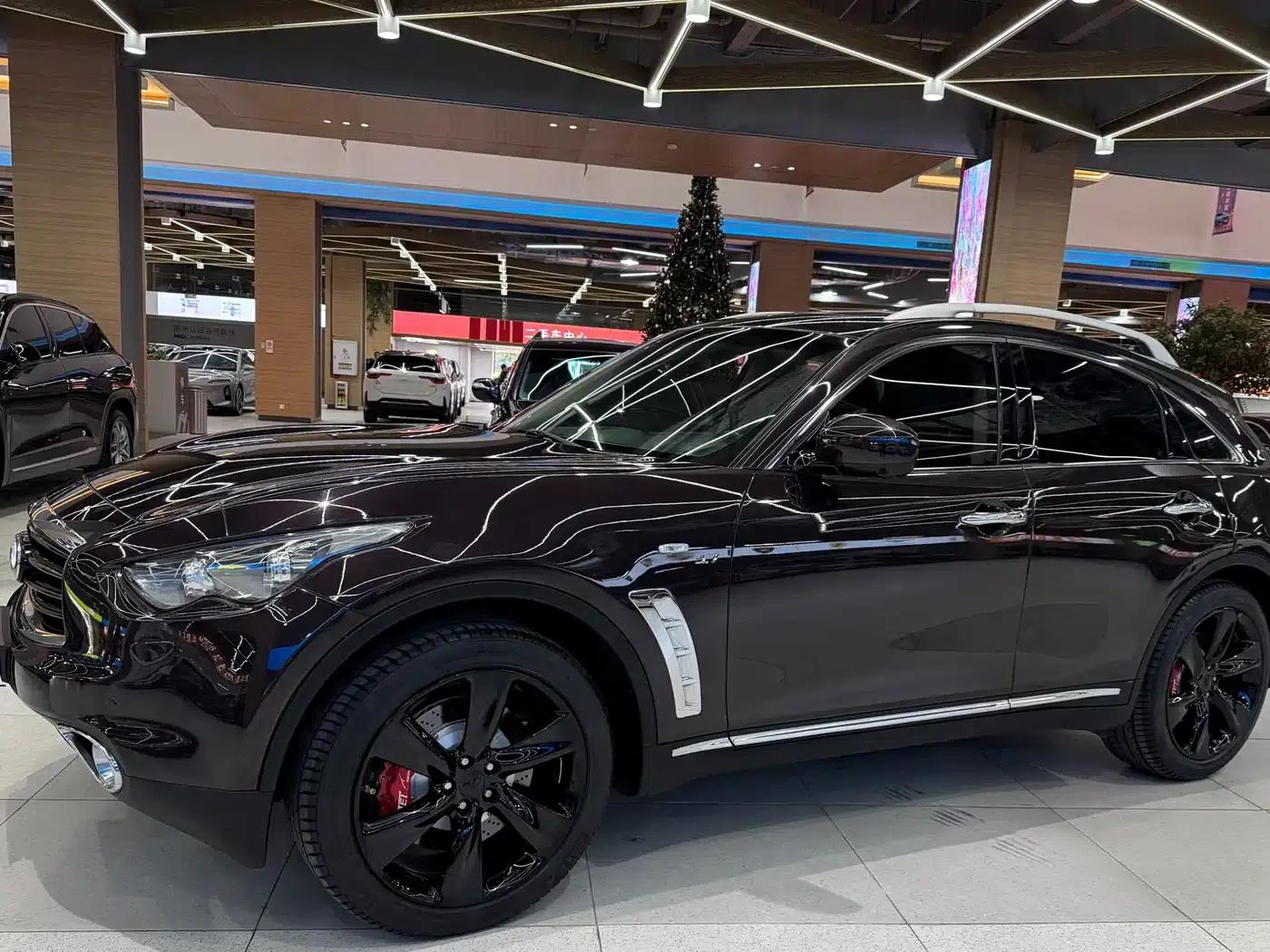 Infiniti QX70 2013 3.7L Super Edition — миниатюра 4
