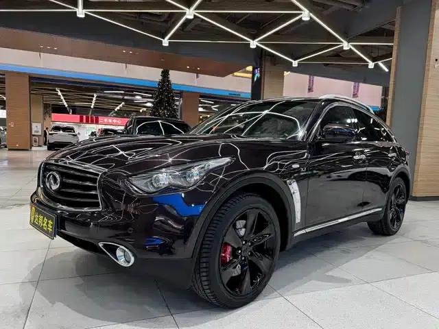Infiniti QX70 2013 3.7L Super Edition