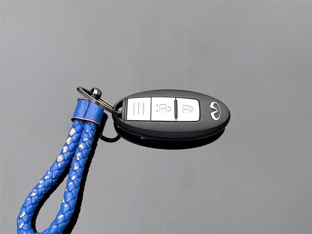 Infiniti ESQ 2014 1.6L Premium Edition — миниатюра 19