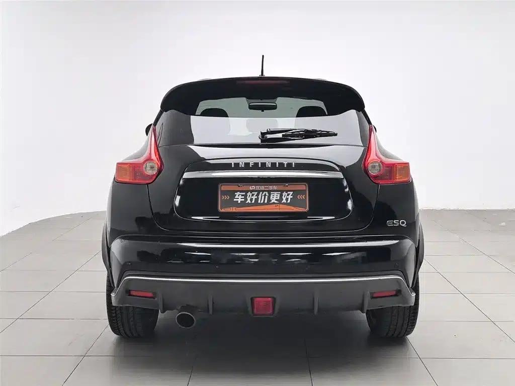 Infiniti ESQ 2014 1.6L Premium Edition — миниатюра 4
