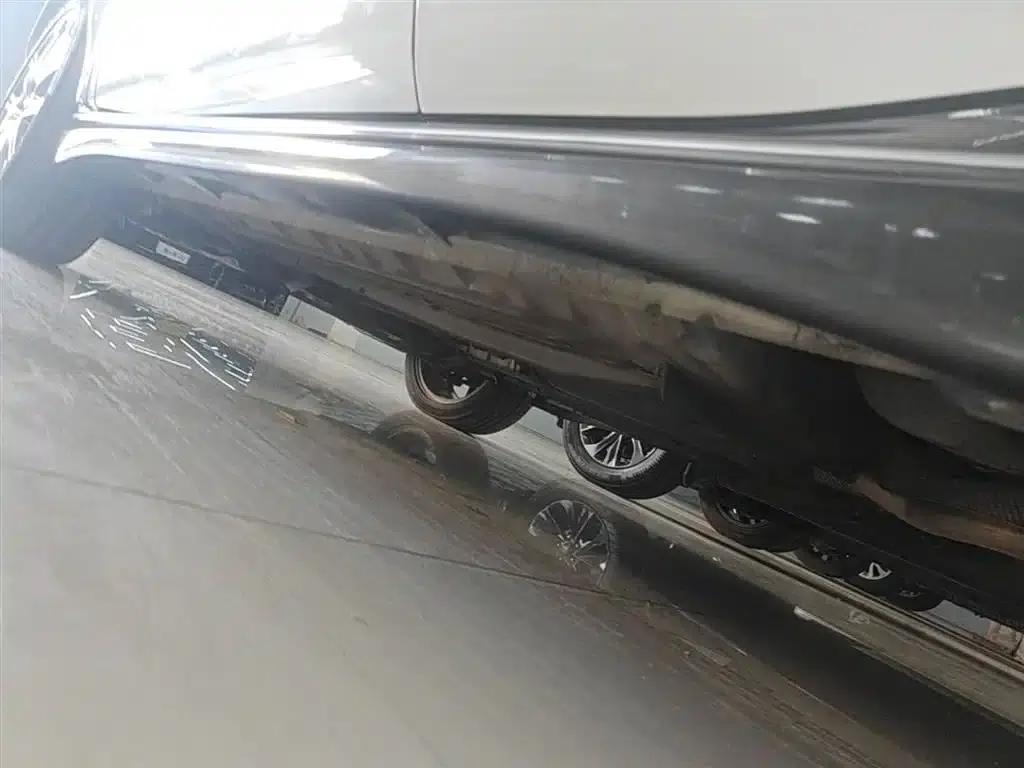 Infiniti ESQ 2014 1.6L Sporty Edition — миниатюра 22