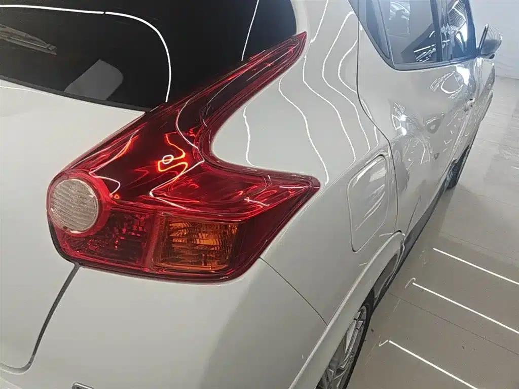 Infiniti ESQ 2014 1.6L Sporty Edition — миниатюра 8