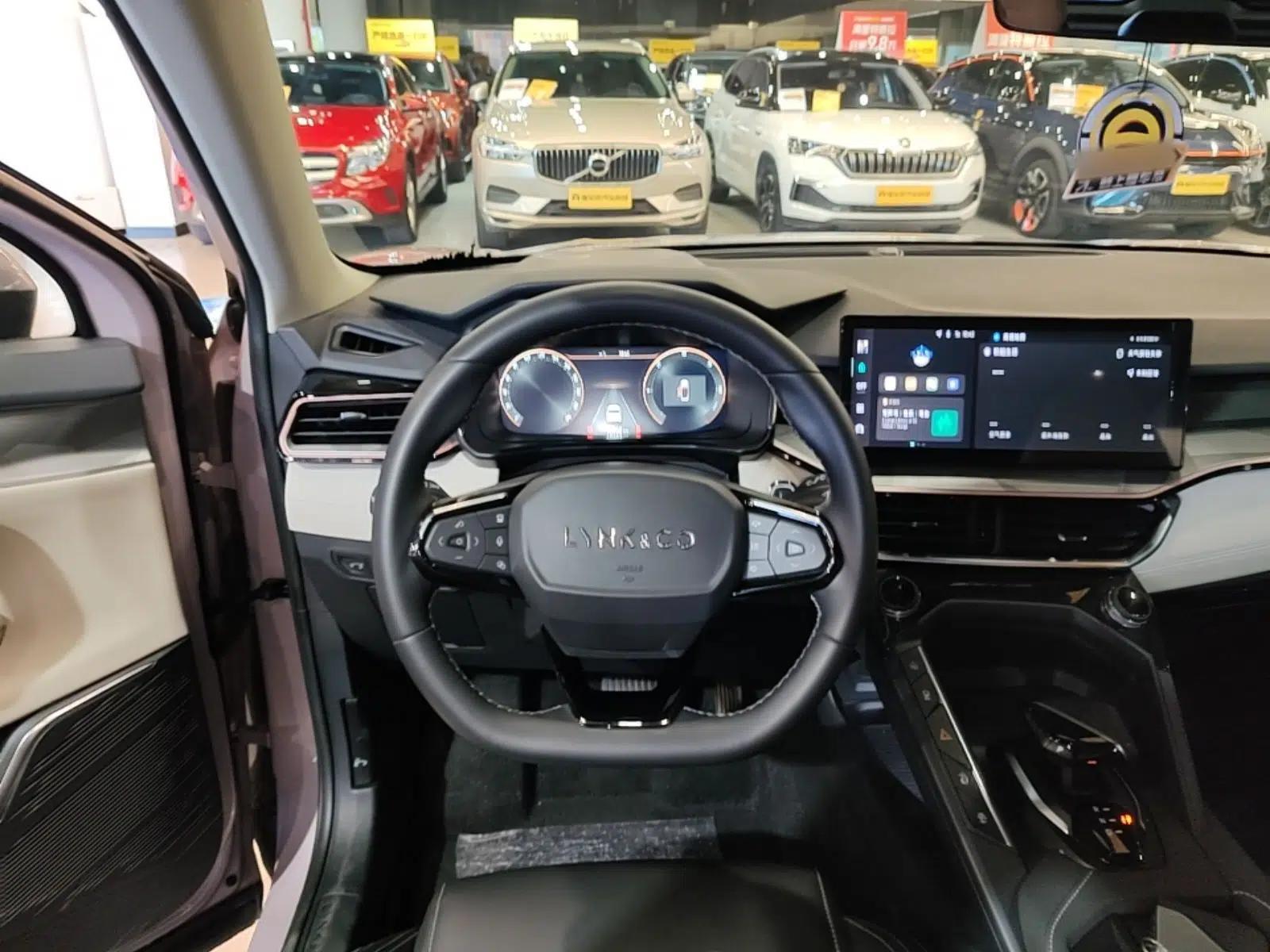 Lynk & Co 06 EM-P 2023 1.5T Remix PHEV Shero — миниатюра 14