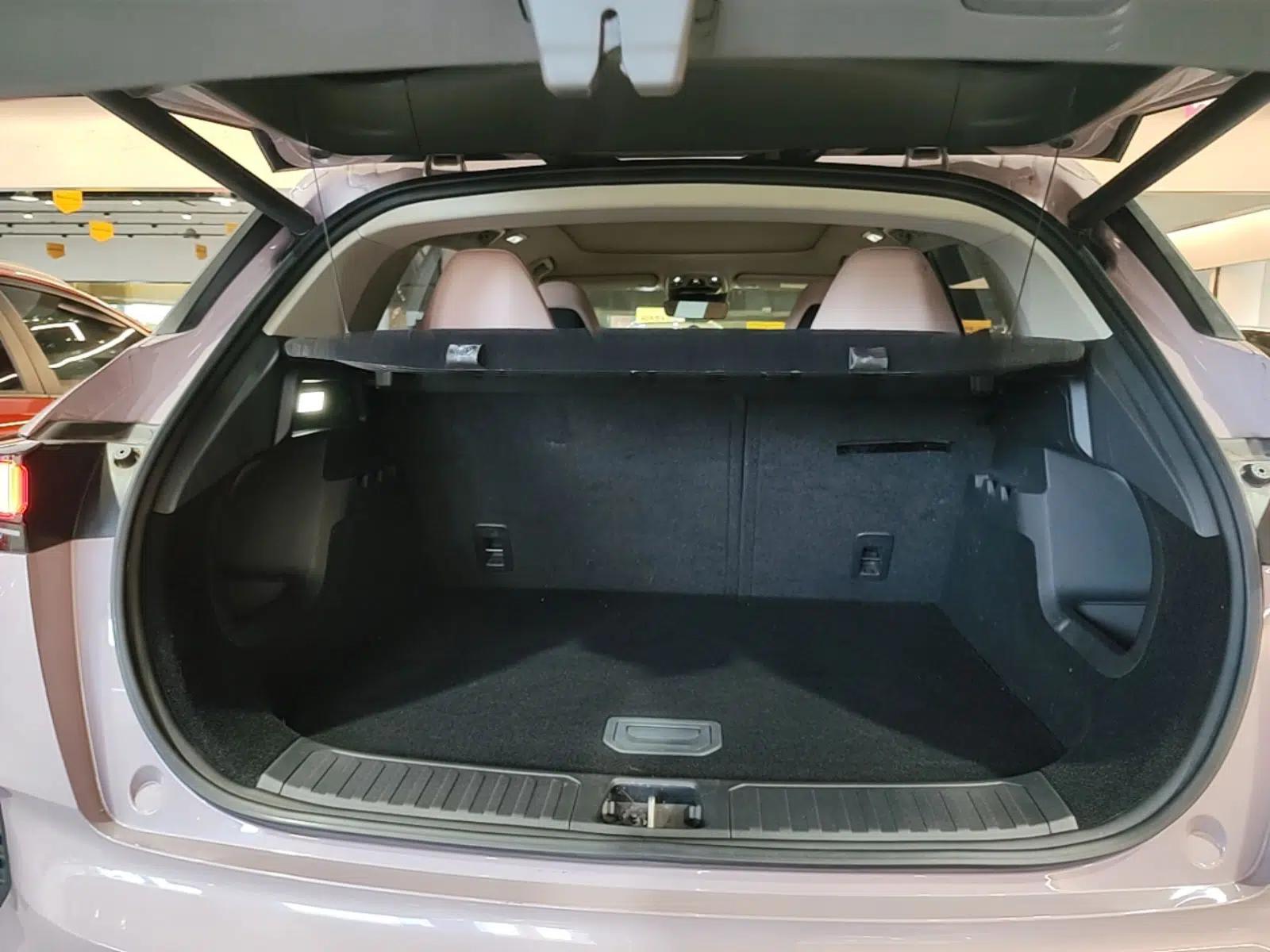 Lynk & Co 06 EM-P 2023 1.5T Remix PHEV Shero — миниатюра 22