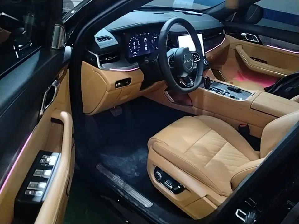 Lynk & Co 09 2024 2.0T Four-Wheel Drive Sport Edition Five Seats — миниатюра 19