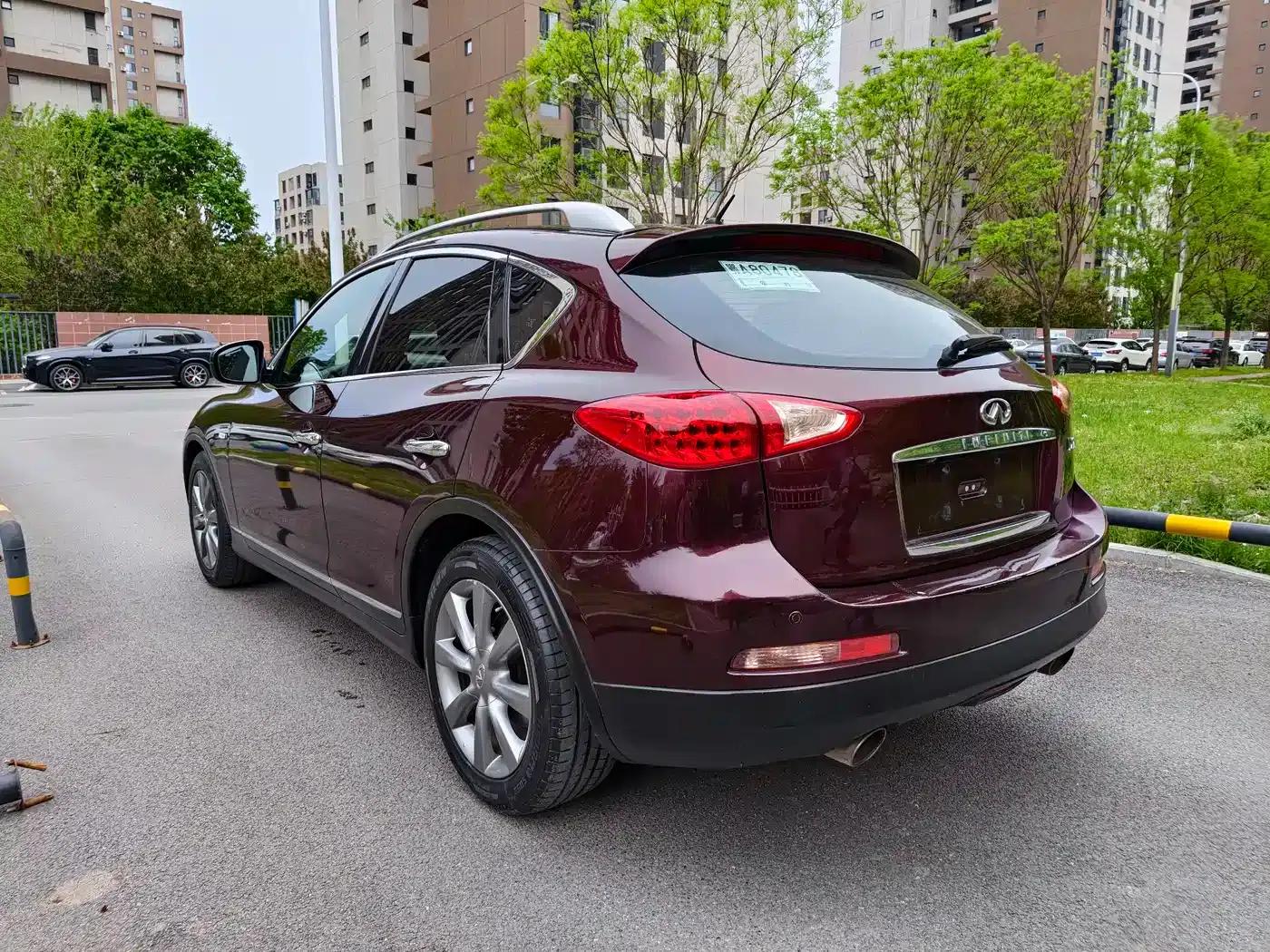 Infiniti EX 2011 EX25 Premium Edition — миниатюра 6