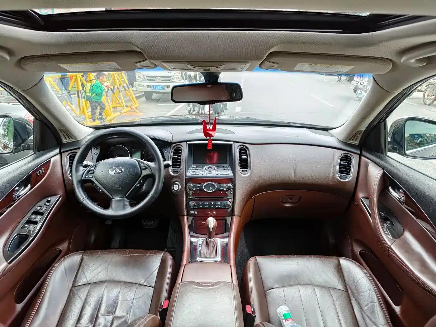 Infiniti EX 2011 EX25 Premium Edition — миниатюра 9