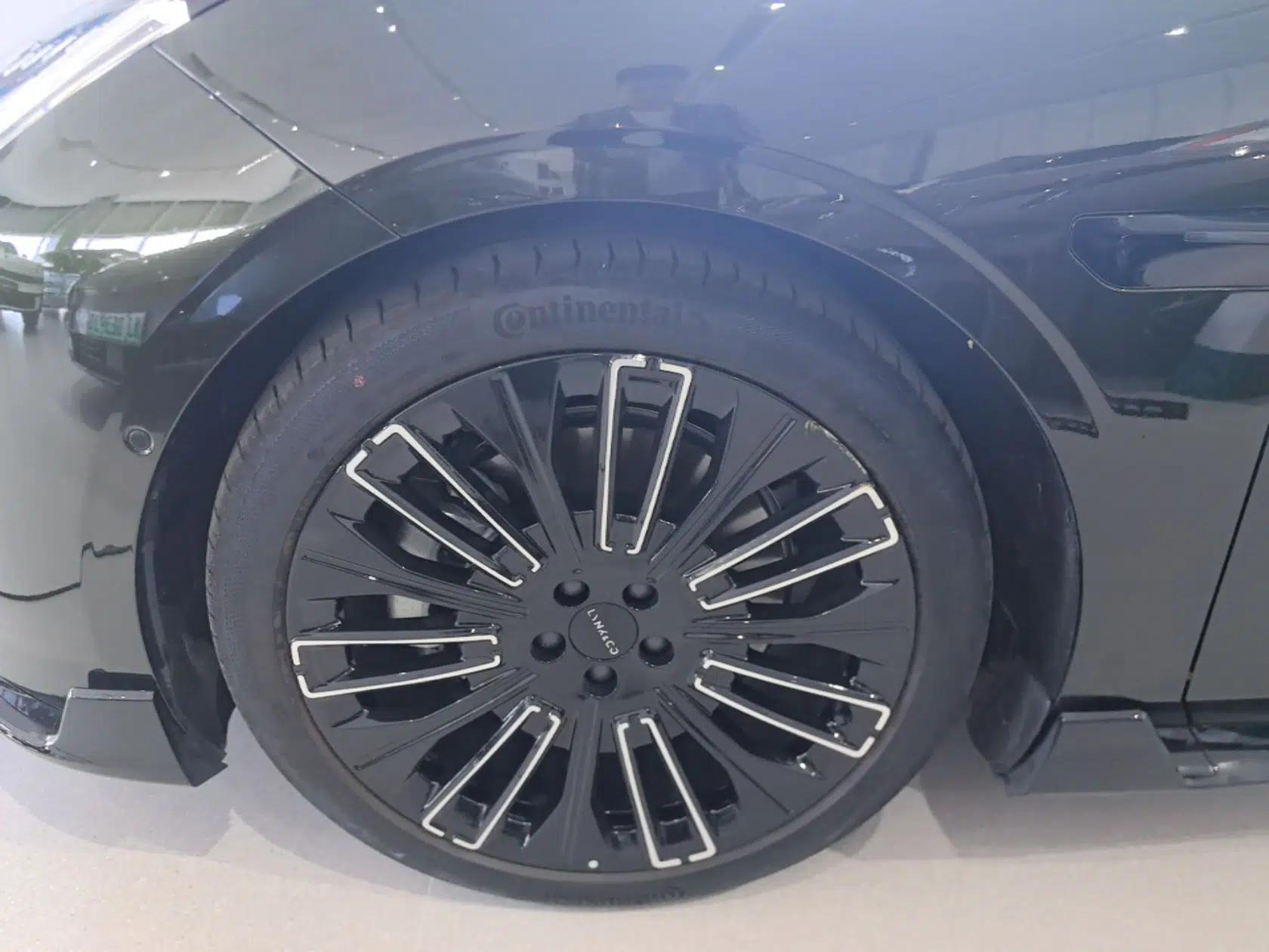 Lynk & Co 10 EM-P 2025 Model 240 All-Wheel Drive Ultra—Sport Edition — миниатюра 8