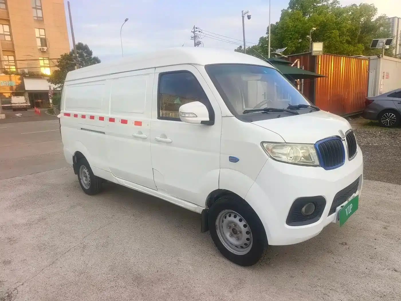 Remote E5 2019 E5L Pure Electric Van - Guoxuan 39.9kWh — миниатюра 3