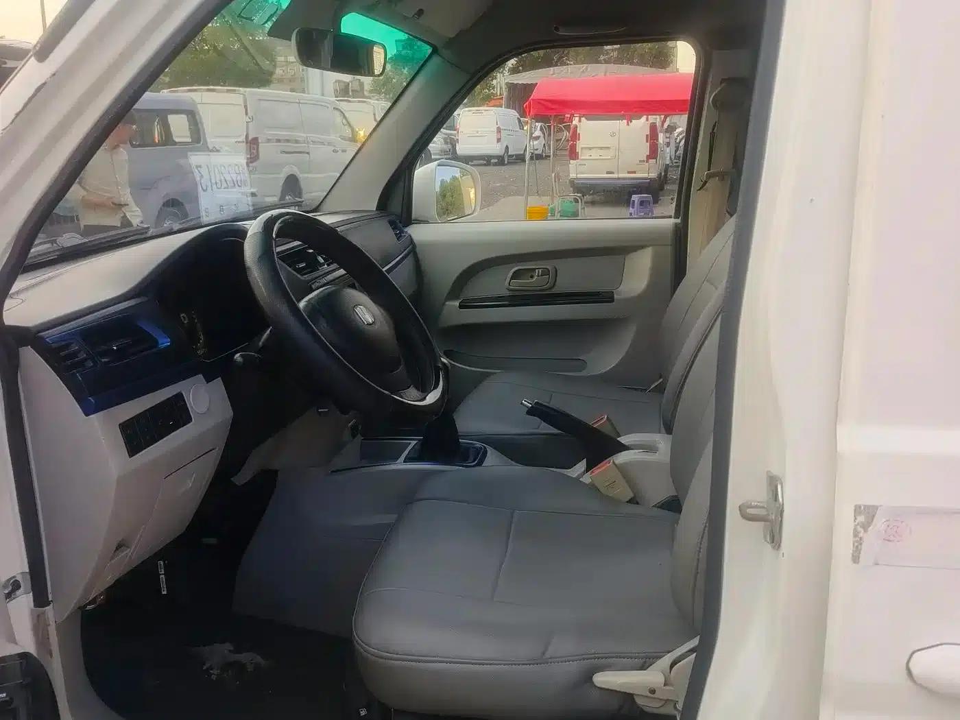Remote E5 2019 E5L Pure Electric Van - Guoxuan 39.9kWh — миниатюра 5