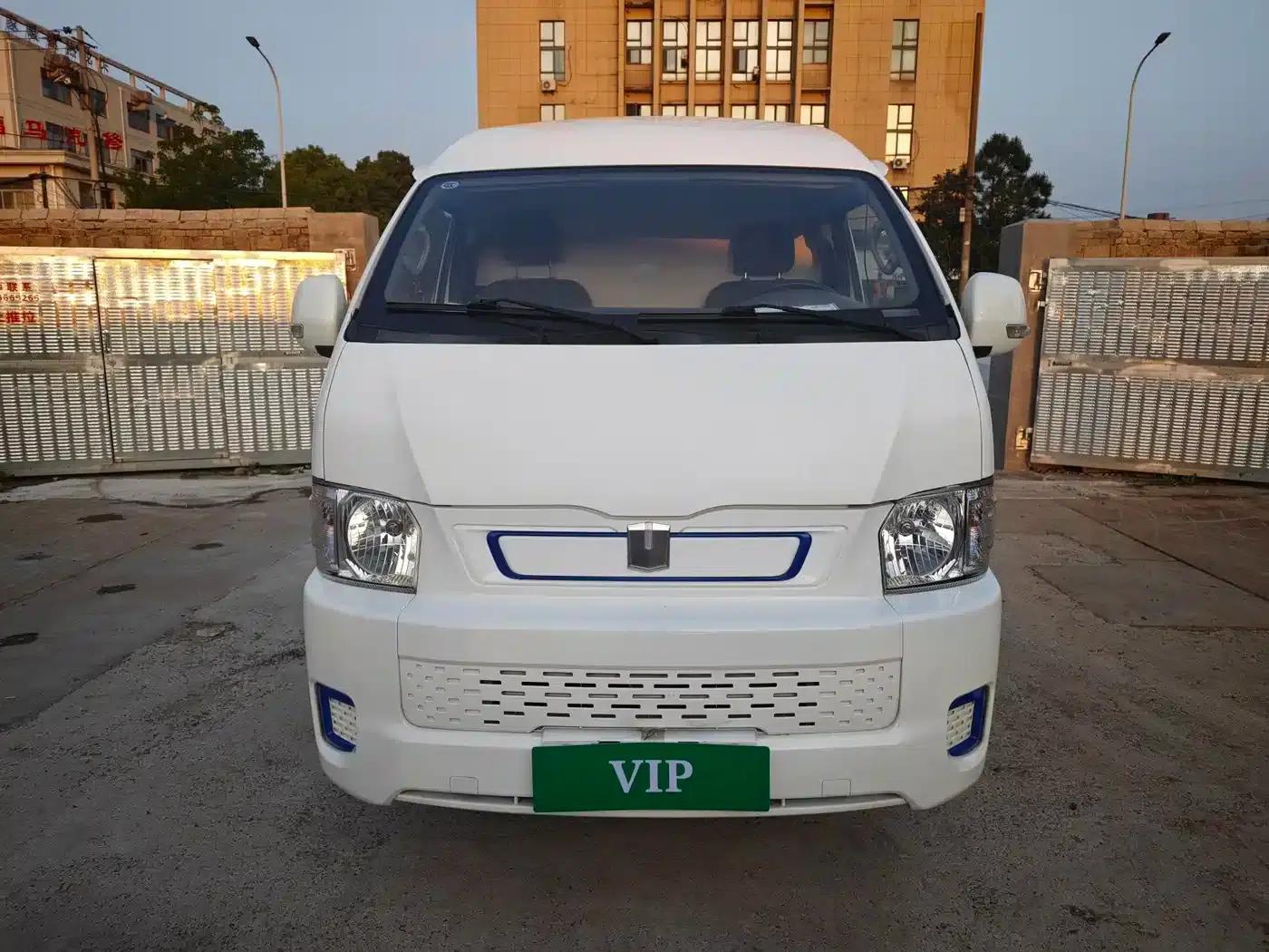 CATL E6 2020 model van, high-roof, 1365kg payload, high-capacity battery pack from CATL. — миниатюра 2