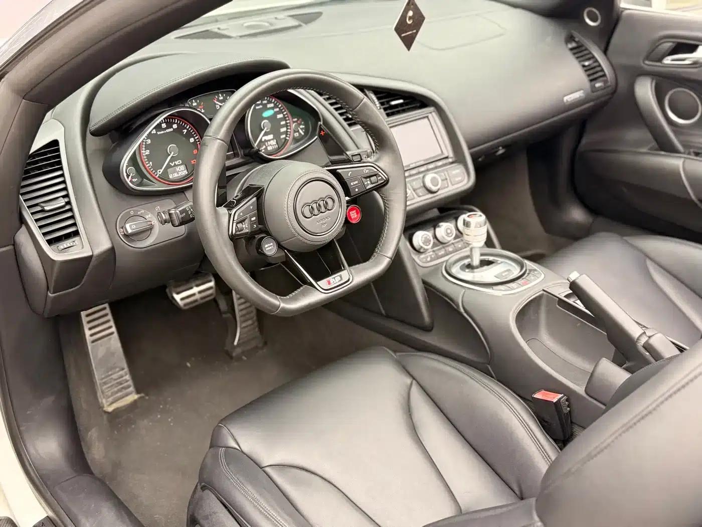 2011 Audi R8 Spyder 5.2 FSI quattro — миниатюра 13