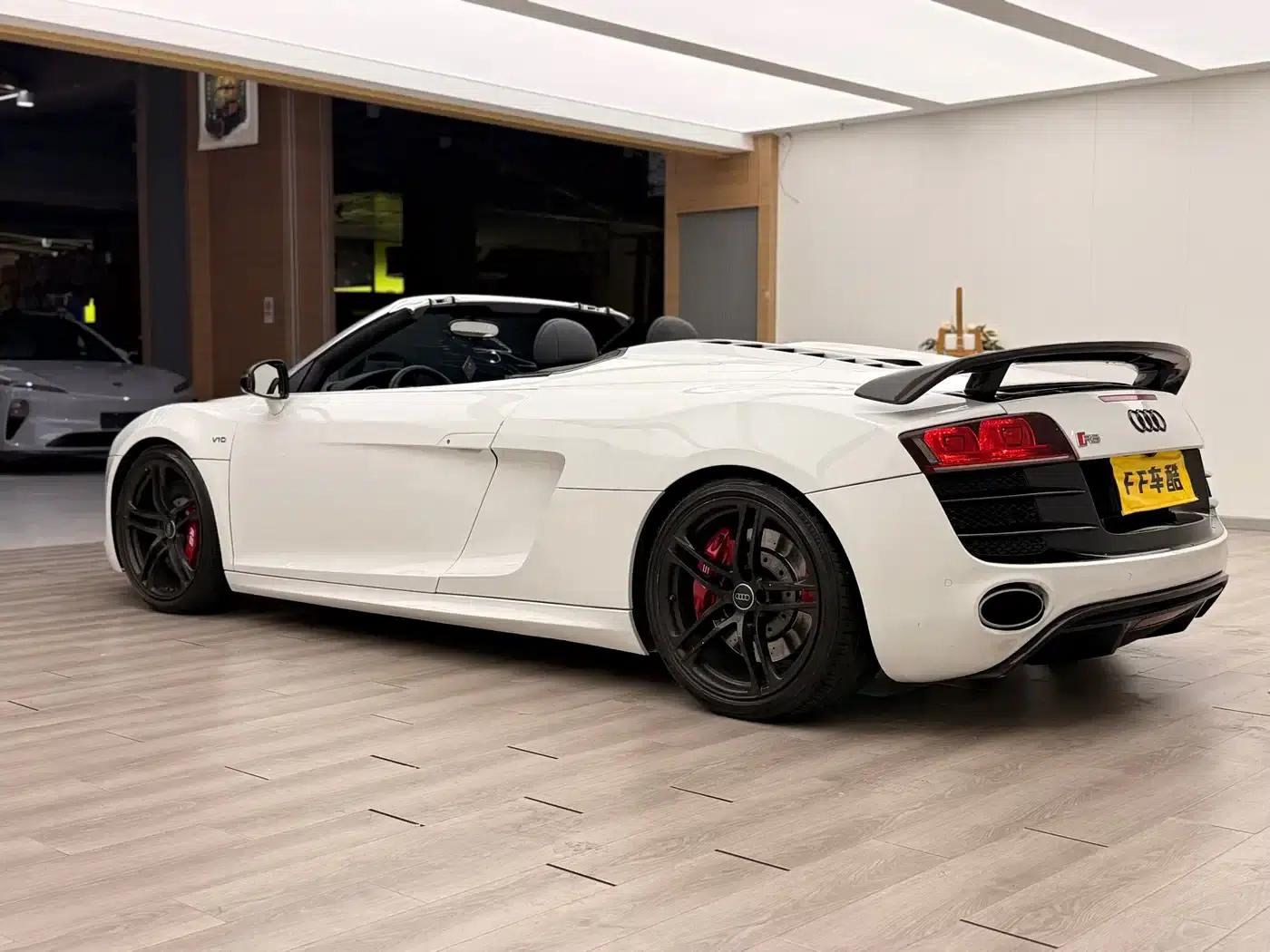 2011 Audi R8 Spyder 5.2 FSI quattro — миниатюра 10