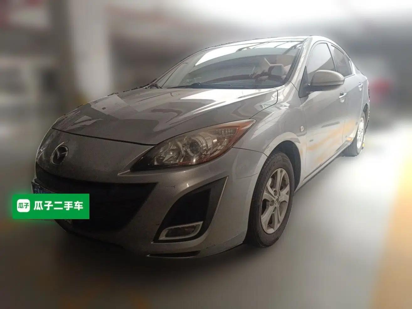 Mazda 3 2013 Sedan 1.6L Automatic Elite Model — миниатюра 1