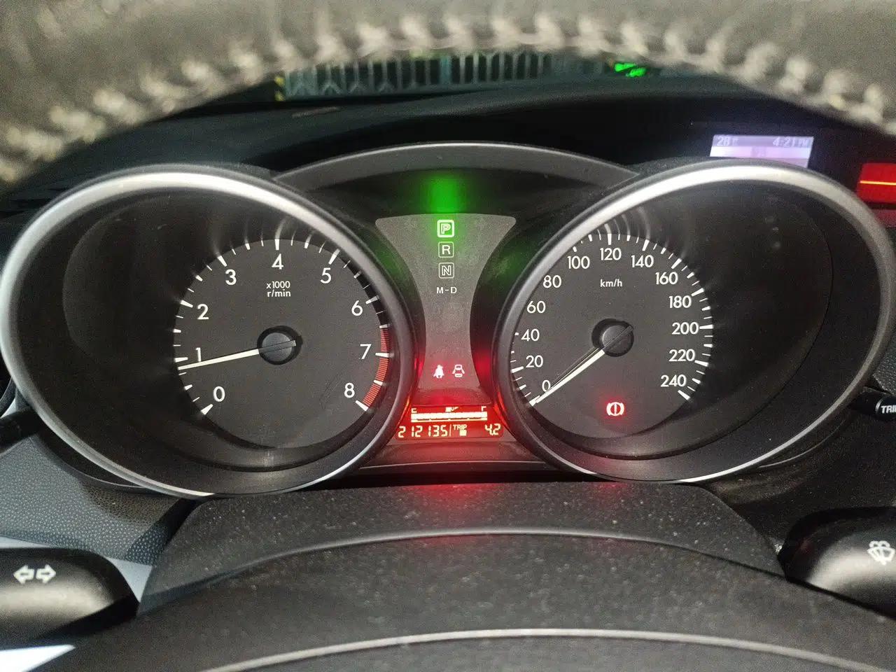 Mazda 3 2013 Sedan 1.6L Automatic Elite Model — миниатюра 12