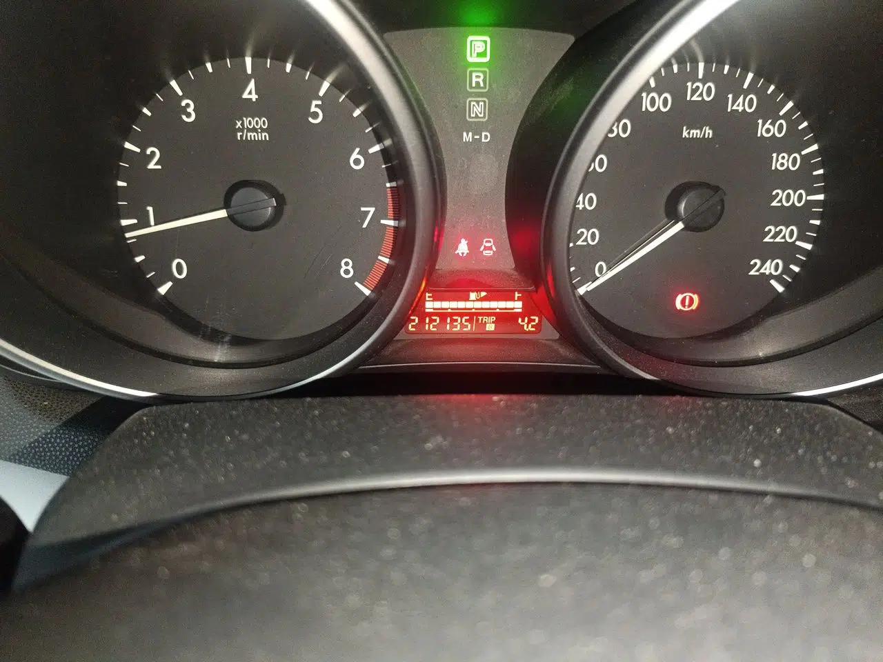 Mazda 3 2013 Sedan 1.6L Automatic Elite Model — миниатюра 13