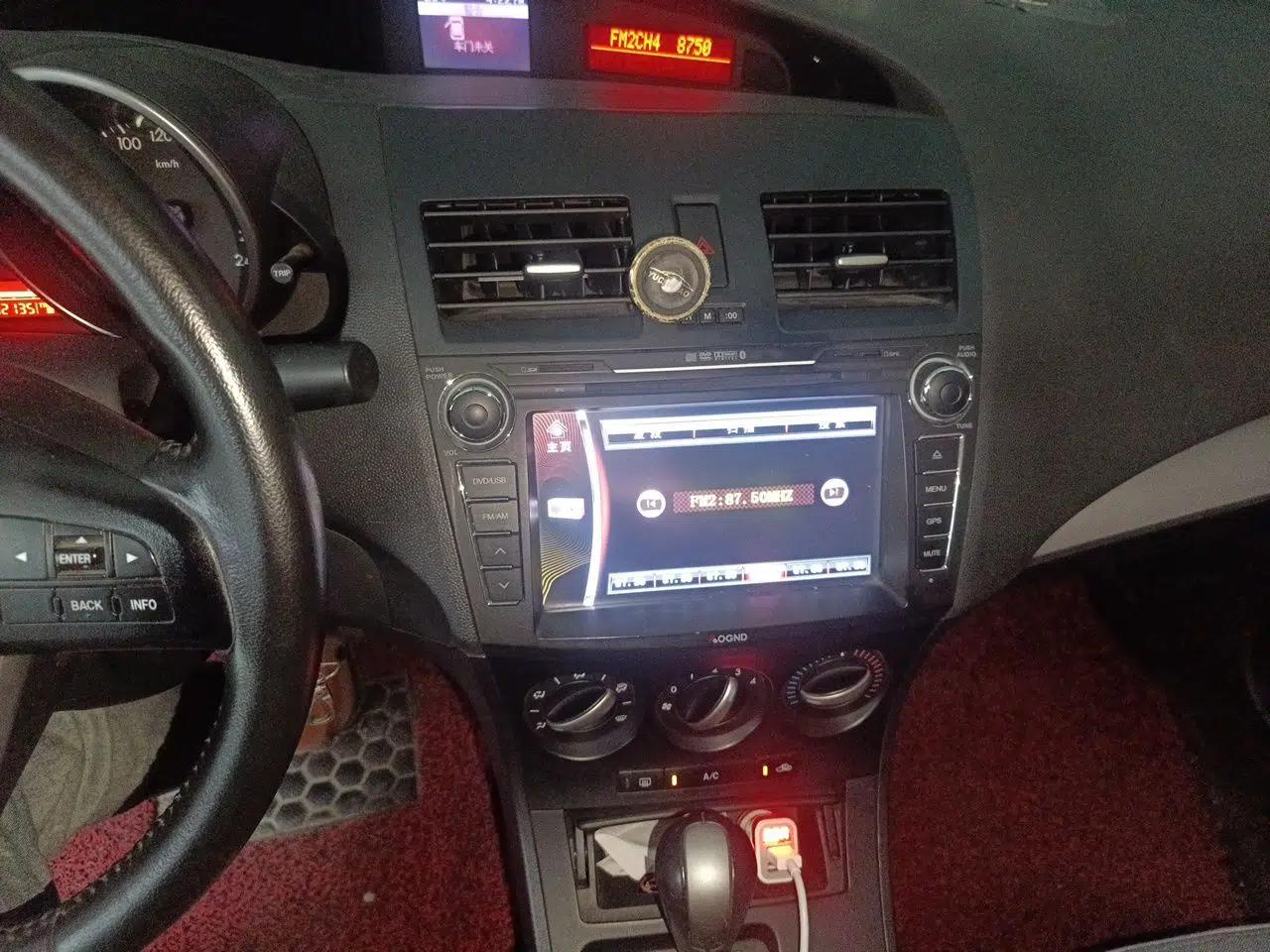 Mazda 3 2013 Sedan 1.6L Automatic Elite Model — миниатюра 14