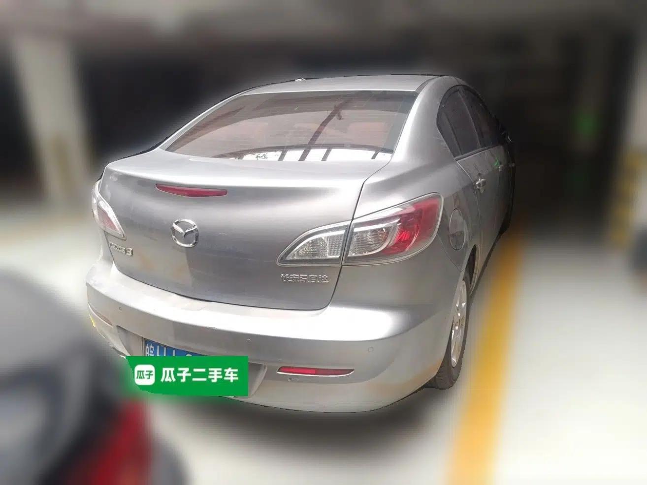 Mazda 3 2013 Sedan 1.6L Automatic Elite Model — миниатюра 5