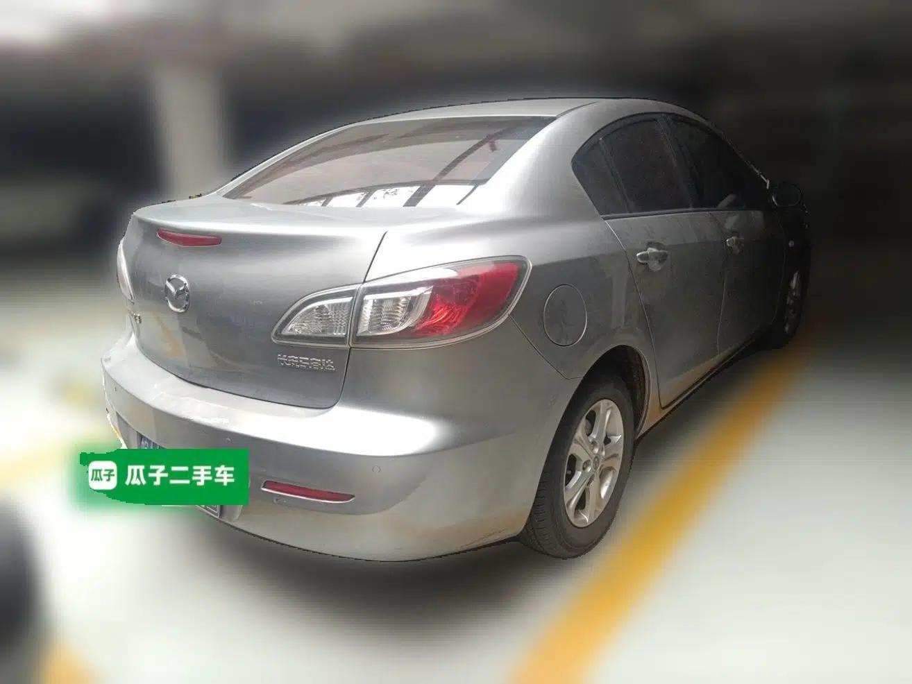 Mazda 3 2013 Sedan 1.6L Automatic Elite Model — миниатюра 6