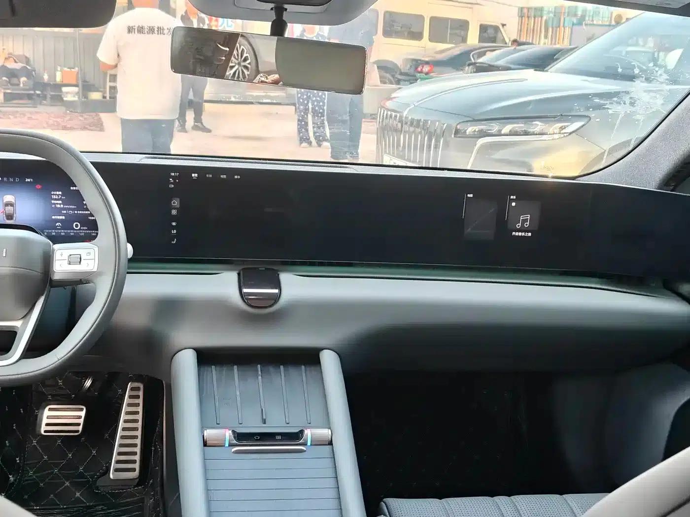 Audi E5 Sportback 2026 Pioneer Edition — миниатюра 6