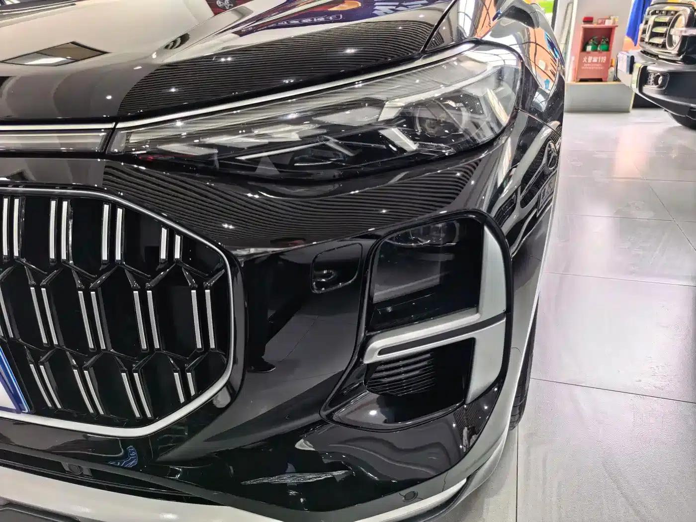 Audi Q6 2024 45 TFSI quattro Qiyun Edition Yulin Package 7-seater — миниатюра 2