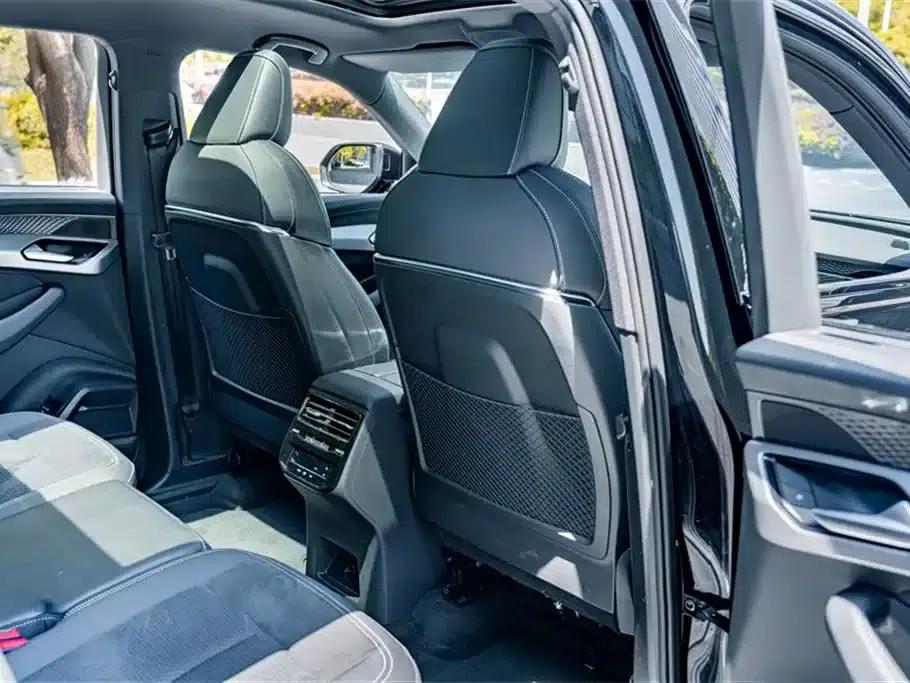 Audi Q6 2023 45 TFSI quattro Qiyun Edition Flying Rider Package — миниатюра 20