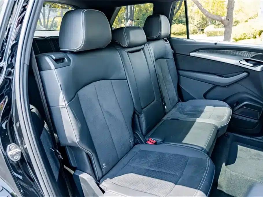 Audi Q6 2023 45 TFSI quattro Qiyun Edition Flying Rider Package — миниатюра 22