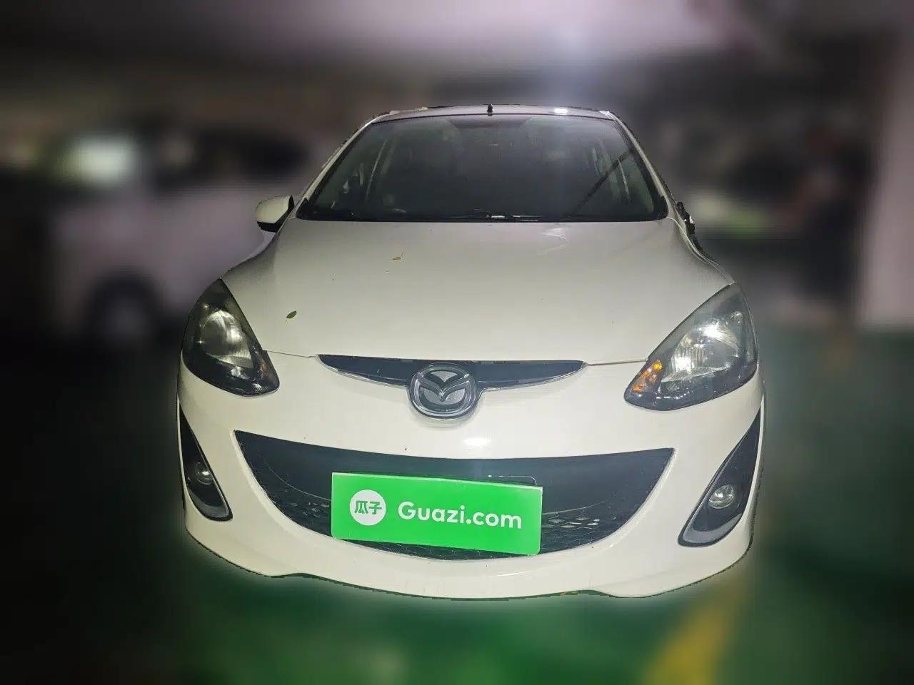 Mazda 2 2012 Hatchback Xuan Dong 1.5L Automatic Value Edition — миниатюра 2