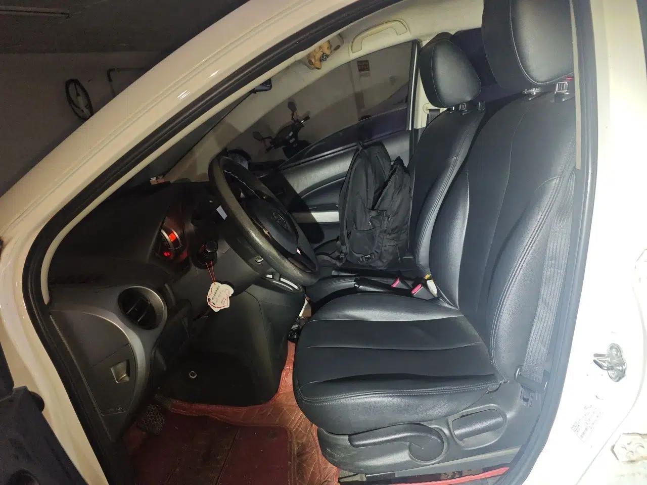 Mazda 2 2012 Hatchback Xuan Dong 1.5L Automatic Value Edition — миниатюра 16