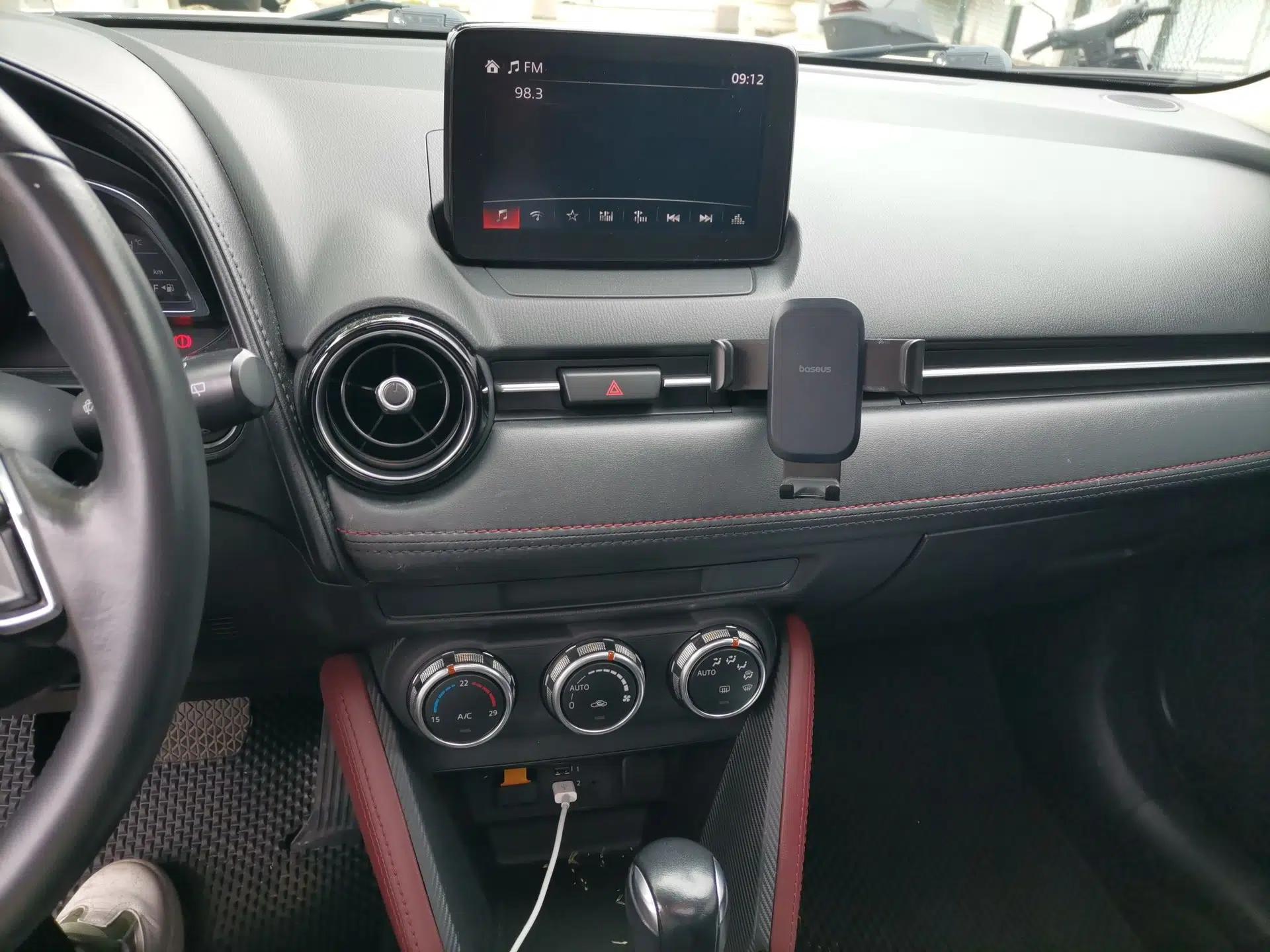 Mazda CX-3 2018 2.0L Automatic Prestige Edition — миниатюра 14