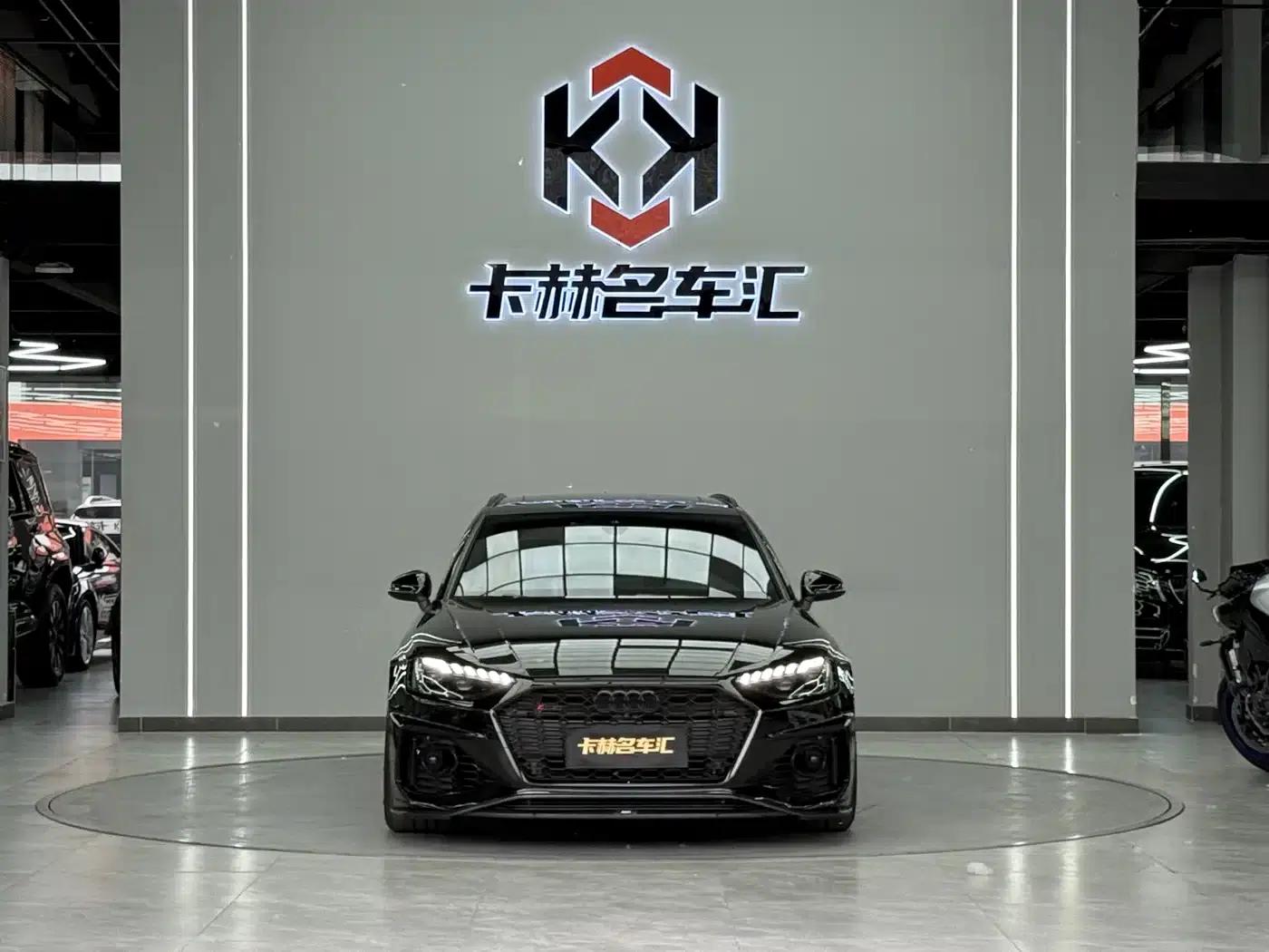 2024 Audi RS 4 RS4 Avant Sport Edition — миниатюра 2