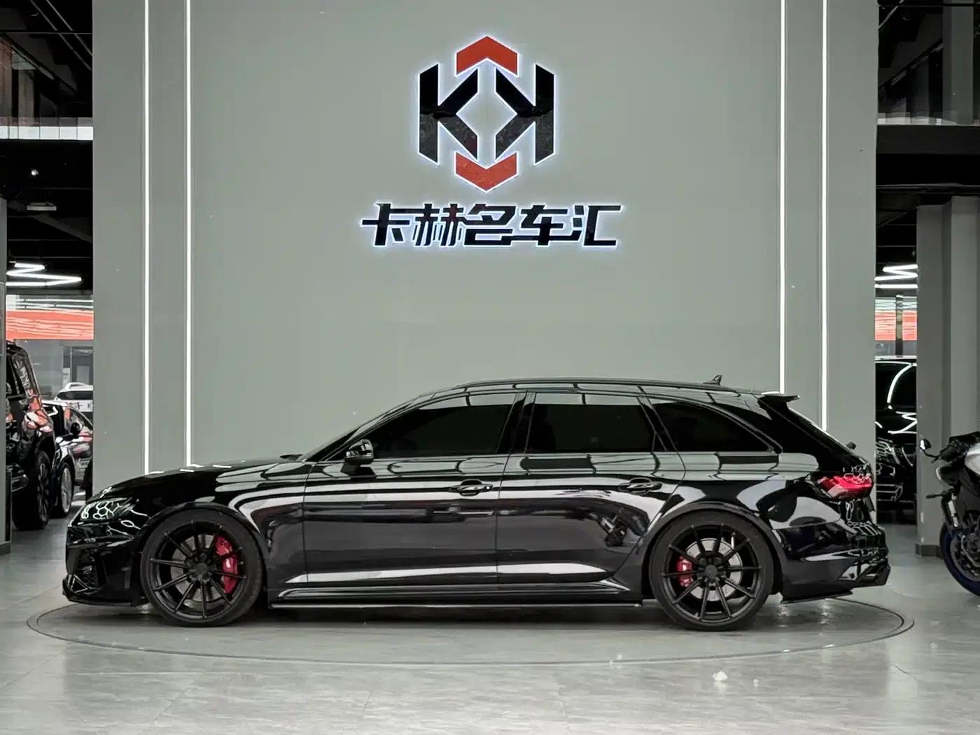 2024 Audi RS 4 RS4 Avant Sport Edition — миниатюра 5