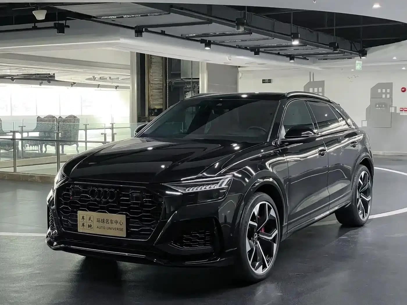 2022 Audi RS Q8 4.0T — миниатюра 1