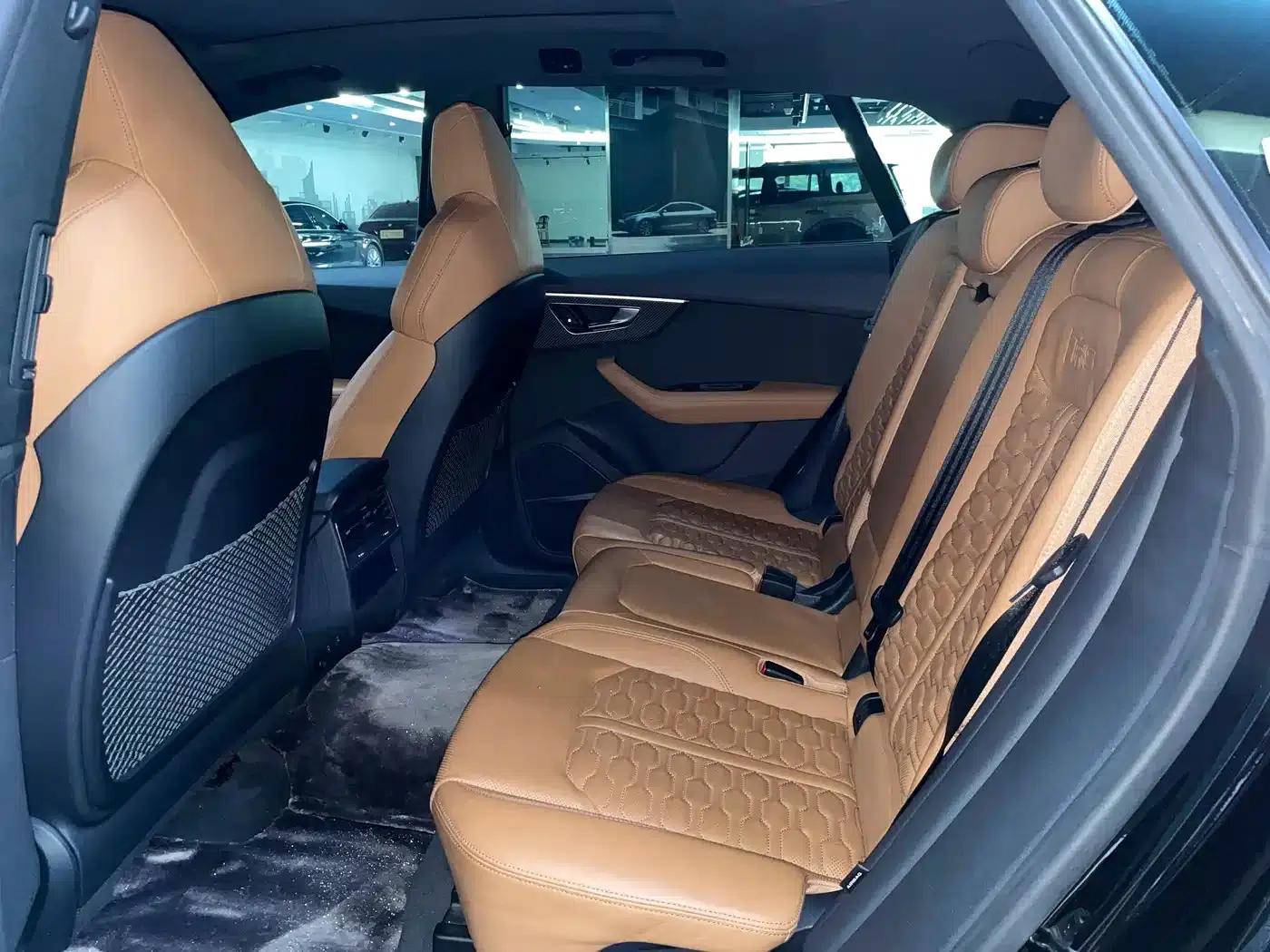 2022 Audi RS Q8 4.0T — миниатюра 11