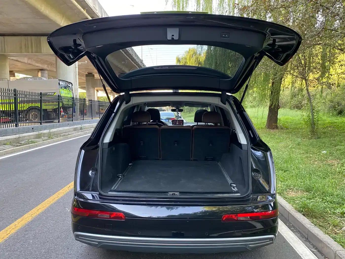Audi Q7 PHEV 2019 55 e-tron — миниатюра 10
