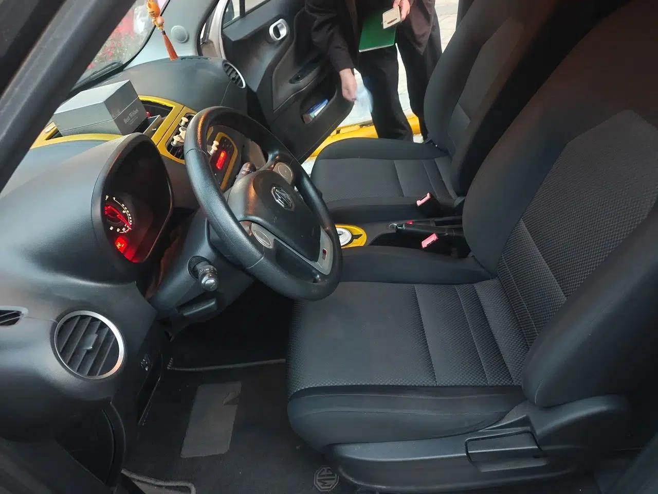 MG 3 2014 1.3L AMT Comfort Edition — миниатюра 16