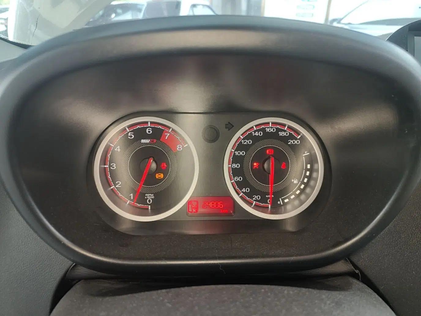 MG 3 2014 1.5L AMT Elite Edition — миниатюра 15