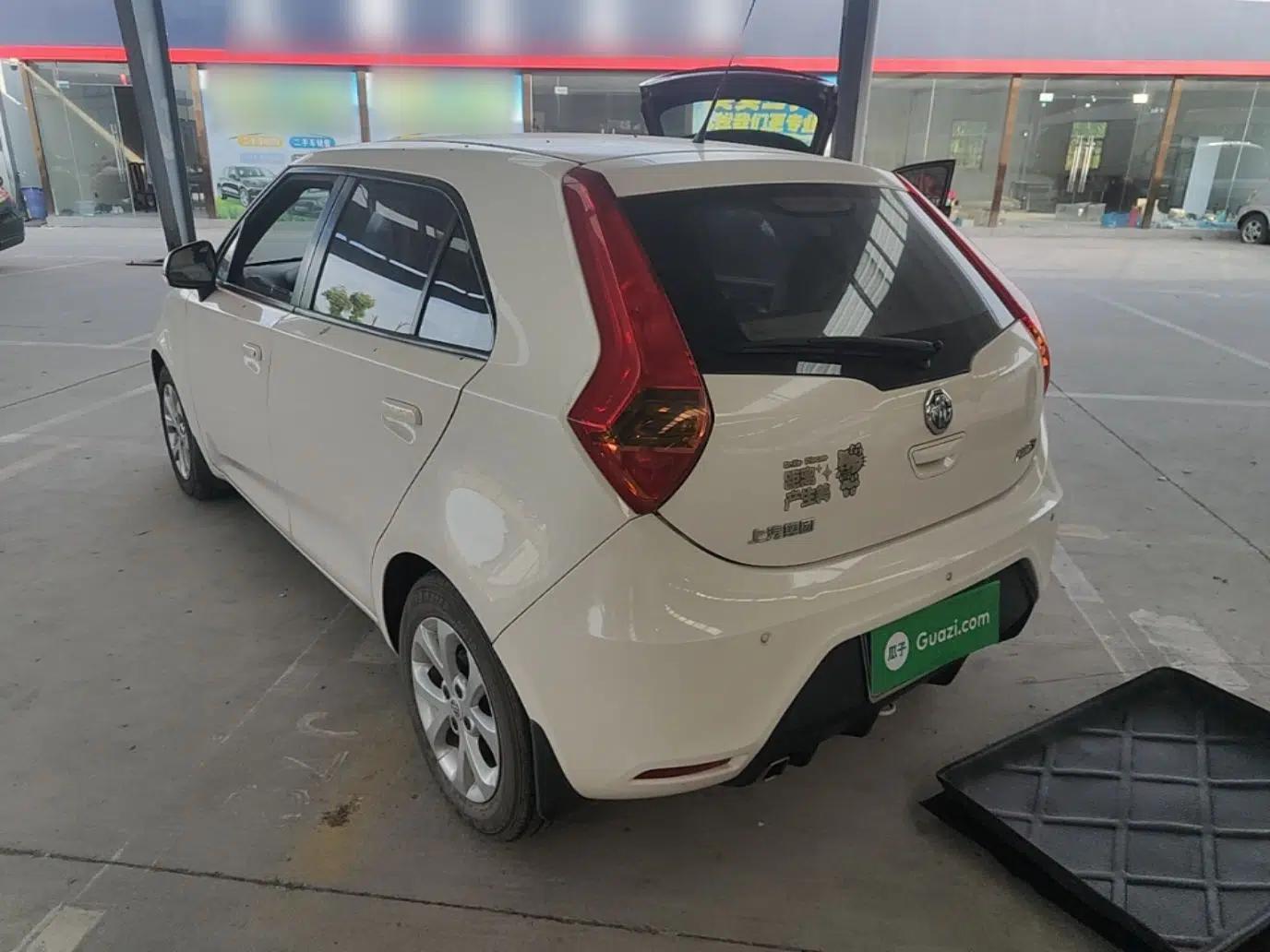 MG 3 2014 1.5L AMT Elite Edition — миниатюра 4