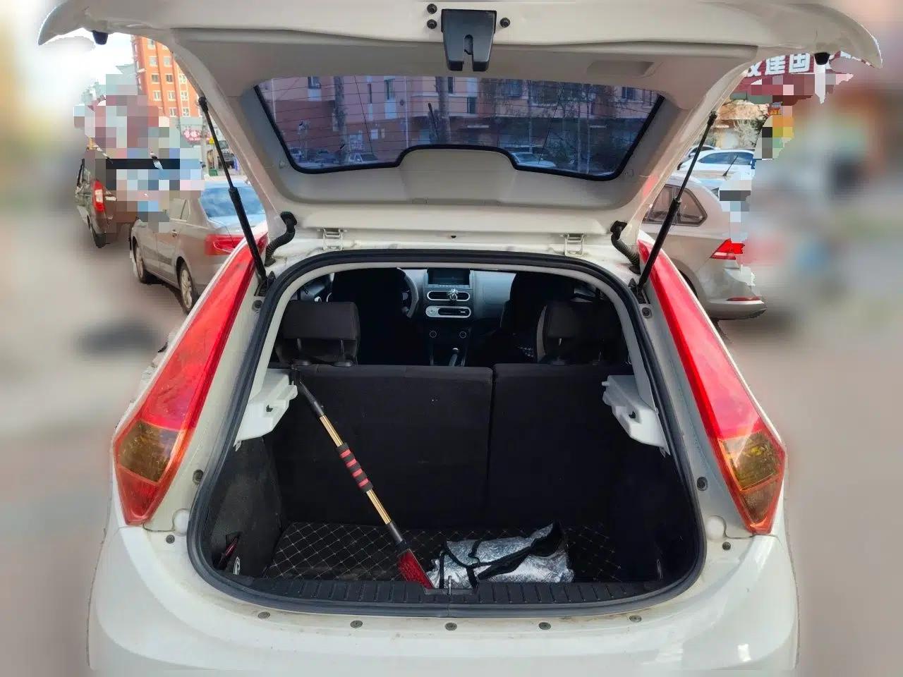 MG 3 2013 1.5L AMT Elite Edition — миниатюра 20