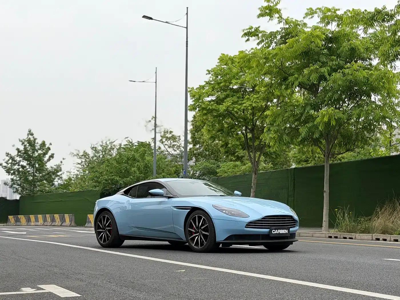 Aston Martin DB11 2019 4.0T V8 Coupe — миниатюра 4