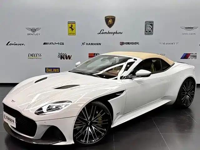2020 Aston Martin DBS Superleggera V12 Volante