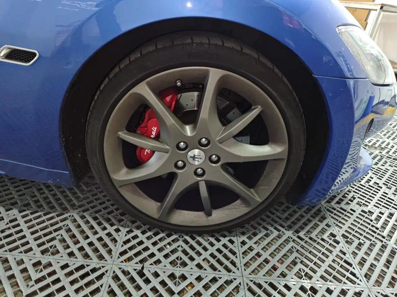 Maserati GranTurismo 2013 4.7L Sport Automatic — миниатюра 8