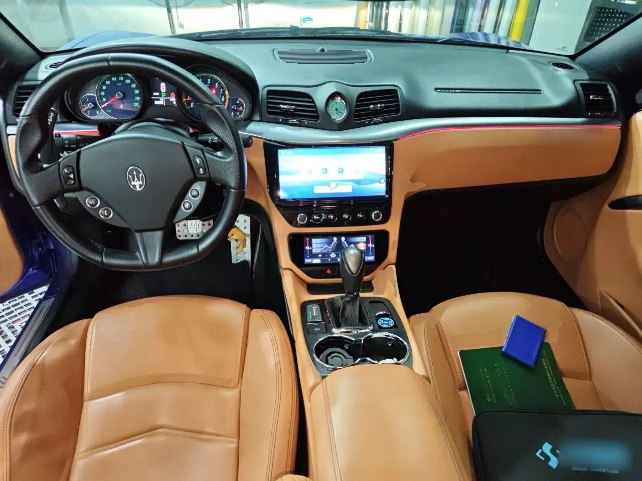Maserati GranTurismo 2013 4.7L Sport Automatic — миниатюра 10